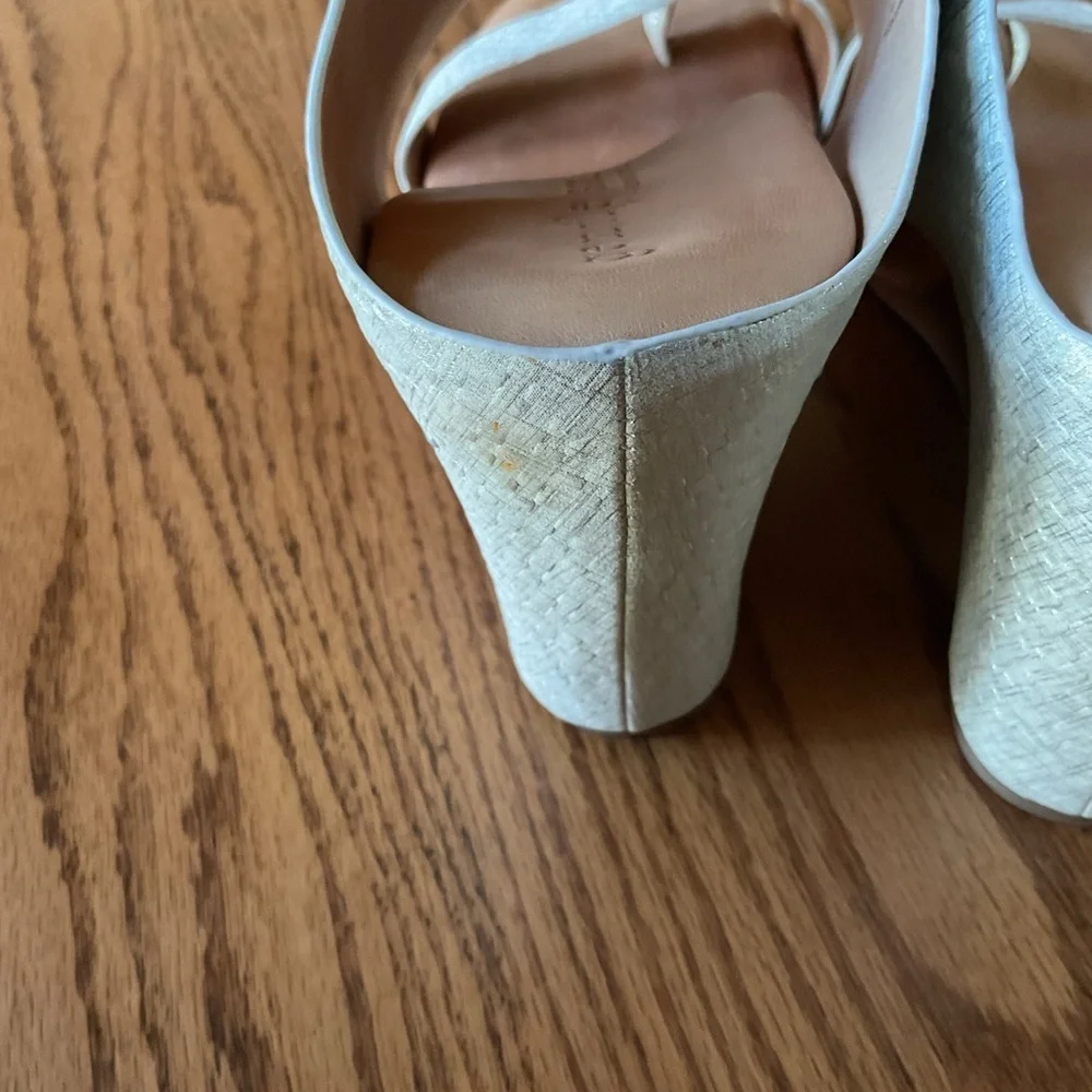 Kenneth Cole Gentle Souls Elegant White Sandals size 10